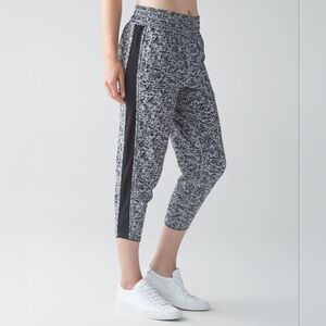 💥 Lululemon For Love Crop